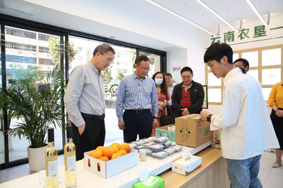 深化校企合作，拓寬就業(yè)渠道 李永和校長帶隊訪企拓崗促就業(yè)行動紀實